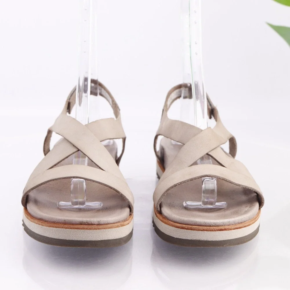 Merrell Womens Juno Sandals Size 9 Beige Tan Leather Slingback Lug Sporty Shoes
